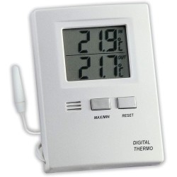 IN-OUT thermometer with double display