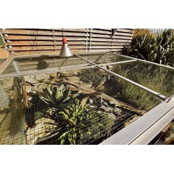 Captive Habitats - Building, furnishing and maintaining naturalistic vivariums and enclosures