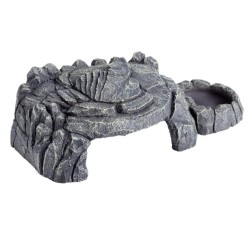 Magnetic den with two bowls